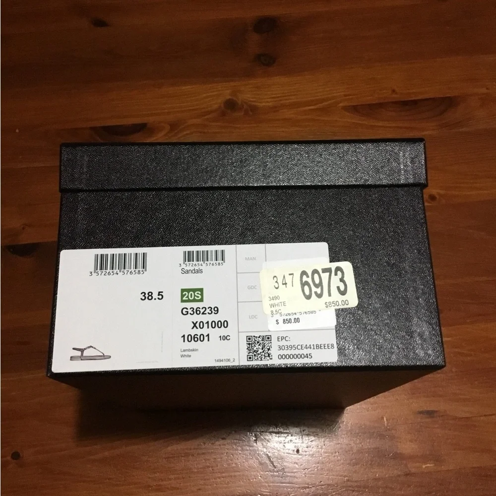 CHANEL EMPTY BOX W/2 NEW DUST BAGS SOME TISSUE BOOK-FINAL PRICE - Picture 6 of 16